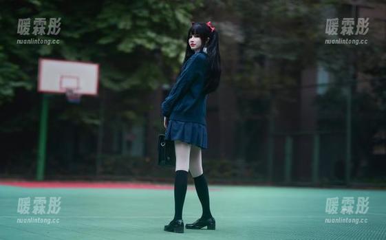 西域姑娘一组又一组，鹿八岁baby非得用高清把我们迷得晕头转向。